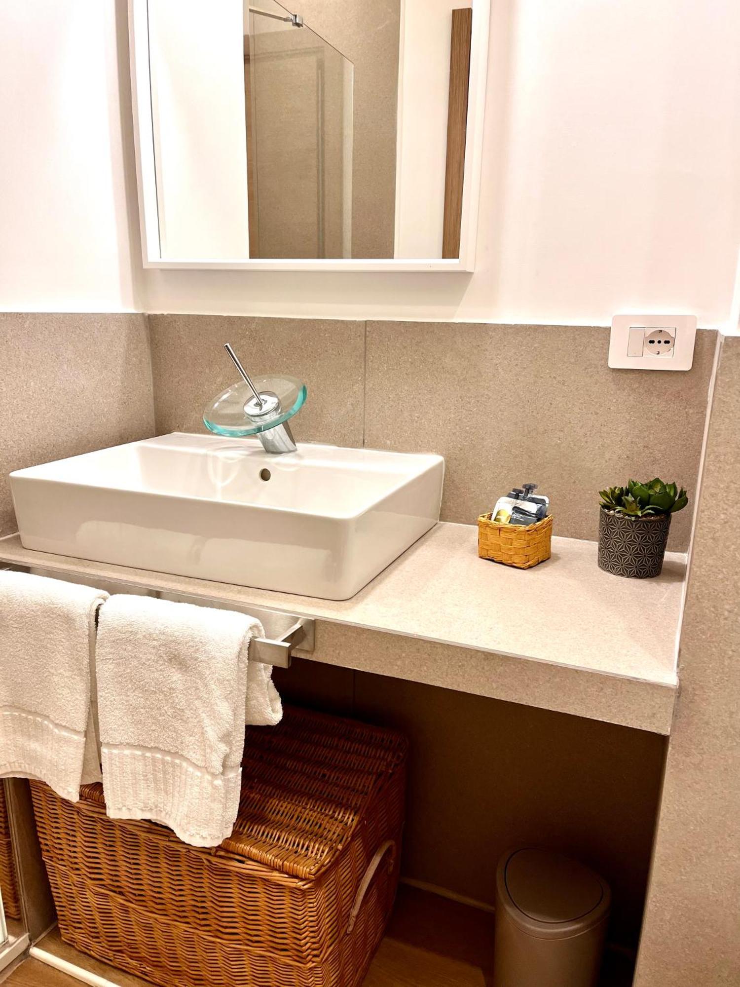 La Casa Di Nelly Boutique Apartment Napoli المظهر الخارجي الصورة