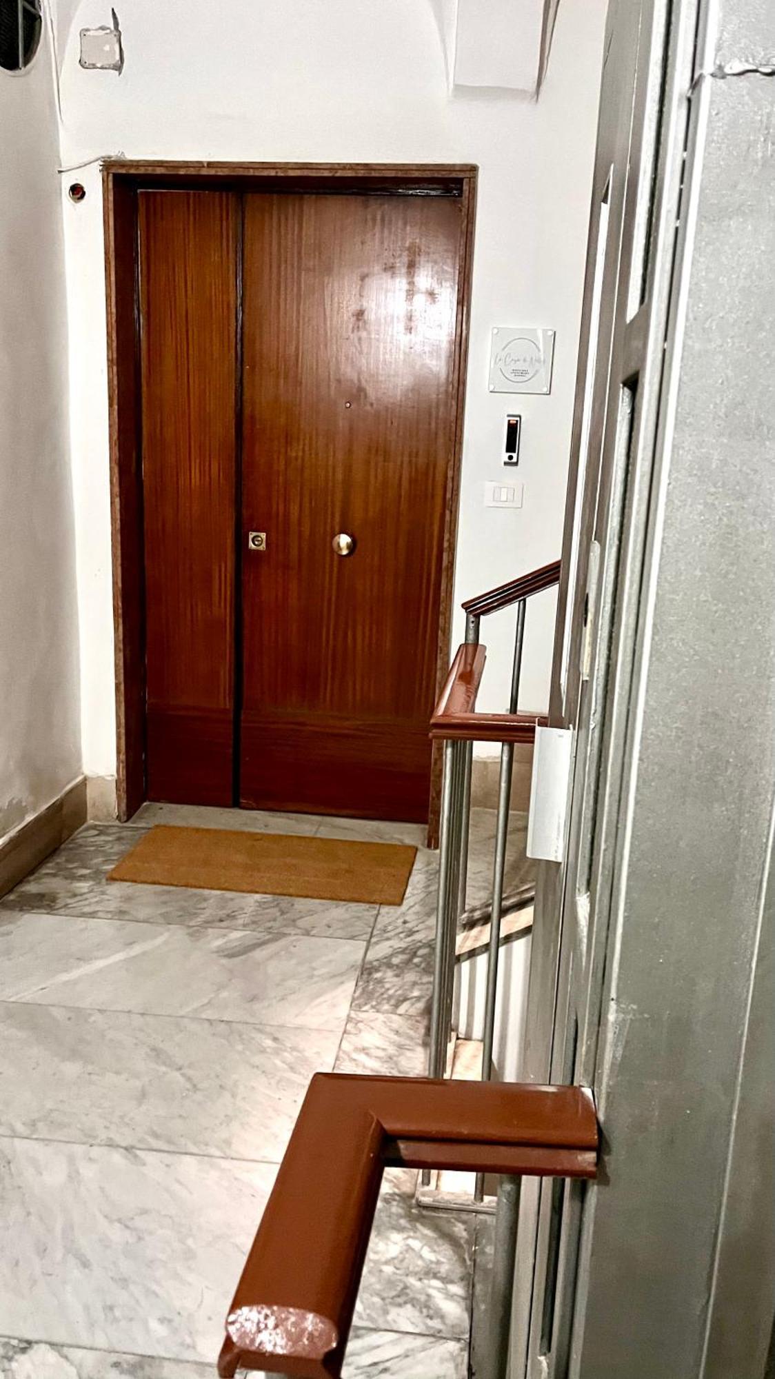 La Casa Di Nelly Boutique Apartment Napoli المظهر الخارجي الصورة